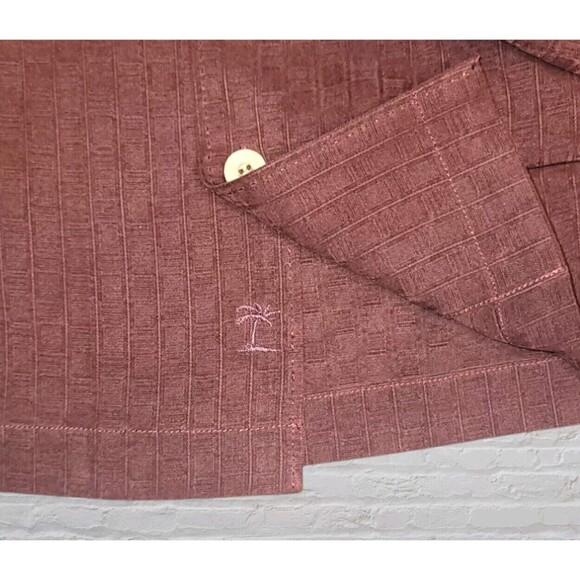 TOMMY BAHAMA Hawaiian Camp Shirt Mens XL Wine Silk Embossed Chessboard Tropical - Picture 4 of 6